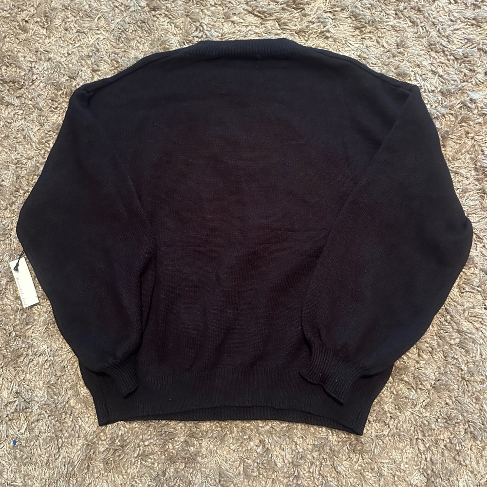 Threaded Leaf Boots & Bow Embroidery Soft Crew Neck Black Sweater Size M NWT - Picture 3 of 6